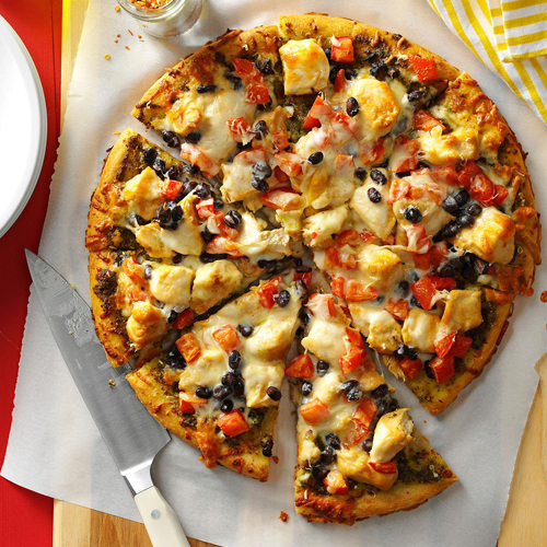 Chicken-Pizza_exps30800_FM143298B03_11_8bC_RMS-2